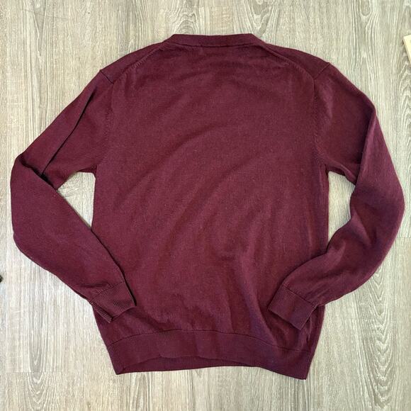 Turnbury Men’s V Neck SZ M Sweater 100% Merino Wool Burgundy Preppy Winter - Picture 9 of 10